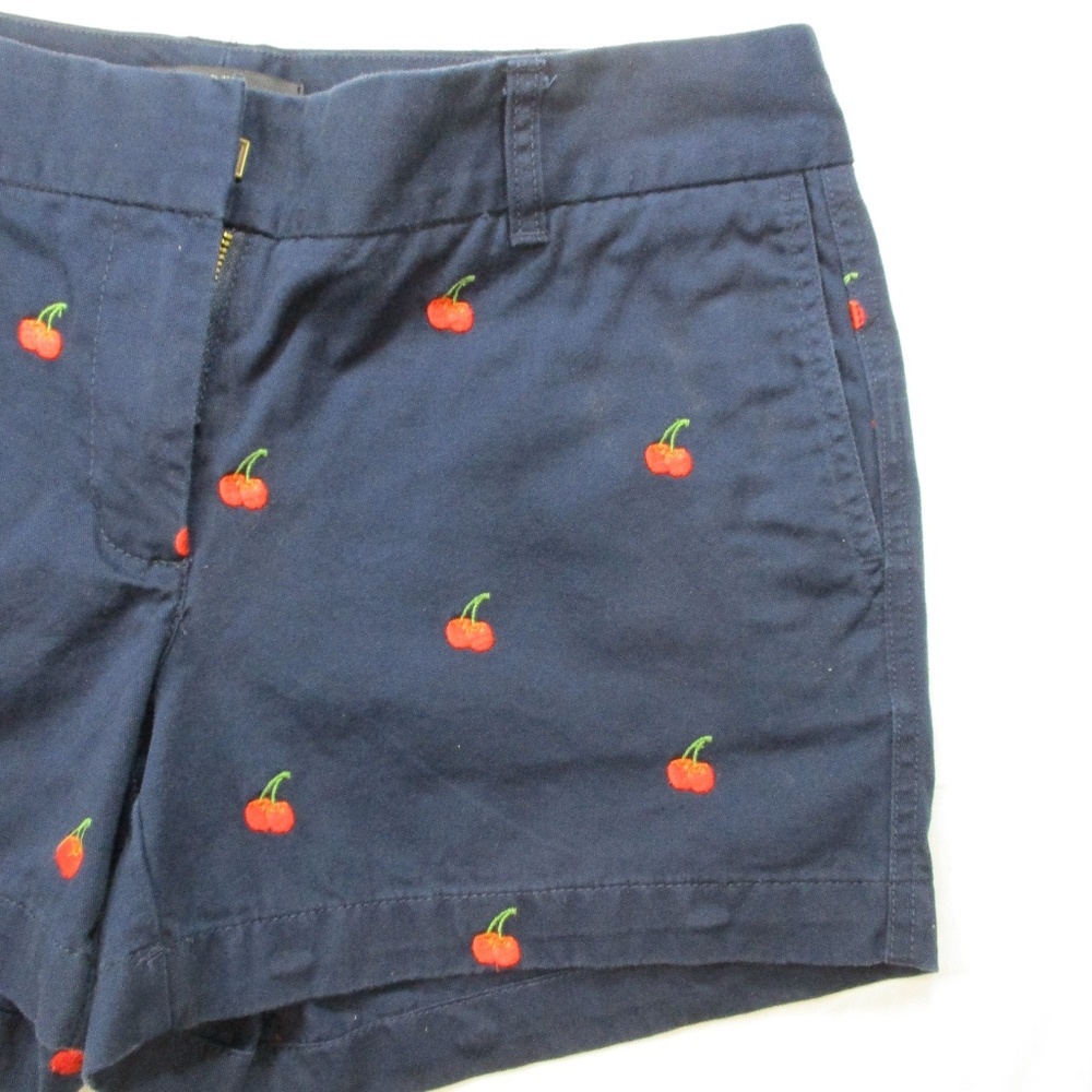 J. CREW Chino Shorts. Size 4 - Picture 4 of 8